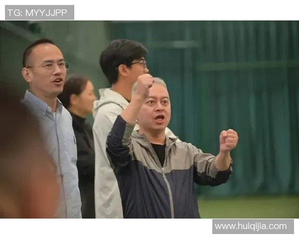 荣耀之巅再创辉煌金色雨幕洒满赛场的热血时刻 荣耀之巅再创辉煌金色雨幕洒满赛场的热血时刻